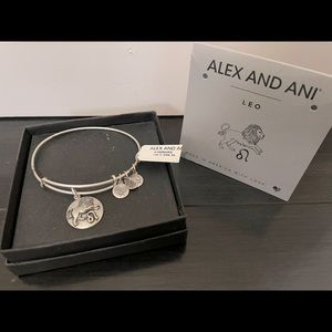 NWT Alex & Ani Leo Bracelet